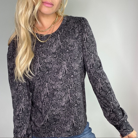 Rails Grey Snakeskin Long Sleeve Top - Picture 9 of 9